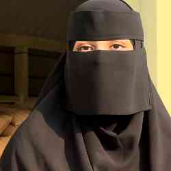 Single Arab woman in Gaza, Gaza, Palestinian Territory