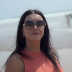 Single Arab woman in Los Angeles, CA, United States