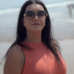 Single Arab woman in Los Angeles, CA, United States