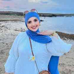 Single Arab woman in Doha, Qatar, Qatar