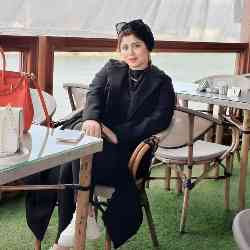 Single Arab woman in Québec, QC, Canada