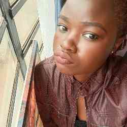 Single Arab woman in Kisumu, Kenya, Kenya