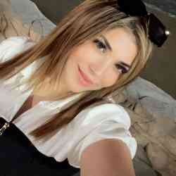 Single Arab woman in Calistoga, CA, United States