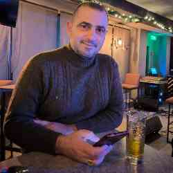 Single Arab man in Houston, TX, United States