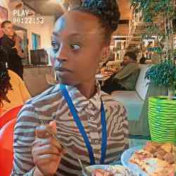 Single Arab woman in Nairobi, Kenya, Kenya