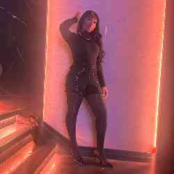 Single Arab woman in Brooklyn, New York, United States