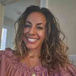 Single Arab woman in Verona, NJ, United States