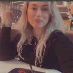 Single Arab woman in California City, CA, United States