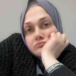 Single Arab woman in Lyon, France, France