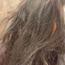 Single Arab woman in London, UK, United Kingdom