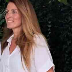 Single Arab woman in Barcelona, España, Spain