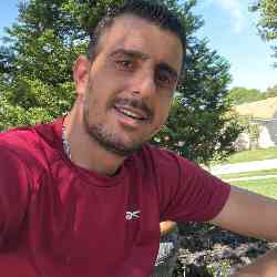 Single Arab man in Dearborn, Michigan, United States