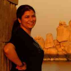 Single Arab woman in Brussels, Belgium, Belgium