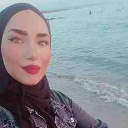 Single Arab woman in Amsterdam, هولندا, Netherlands