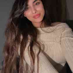 Single Arab woman in Casablanca, Maroc, Morocco