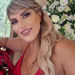 Single Arab woman in Hazmieh, Lebanon, Lebanon