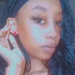 Single Arab woman in Nairobi, Kenya, Kenya