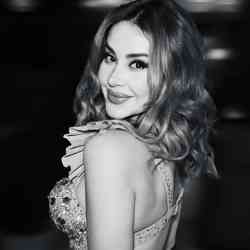 Single Arab woman in Nice, France, France