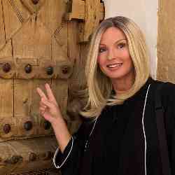 Single Arab woman in Jacksonville Beach, FL, United States