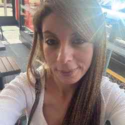 Single Arab woman in Sydney, NSW, Australia