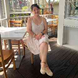 Single Arab woman in Mernda, VIC, Australia