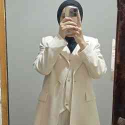 Single Arab woman in Damascus, سوريا, Syria