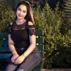 Single Arab woman in Anfa, Maroc, Morocco