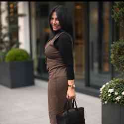 Single Arab woman in New York, NY, United States