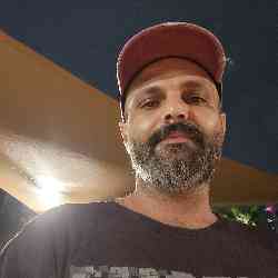 Single Arab man in Dubai, Dubai, United Arab Emirates