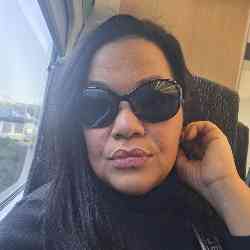 Single Arab woman in Leeds, West Yorkshire, United Kingdom