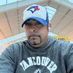 Single Arab man in St. Louis, MO, United States