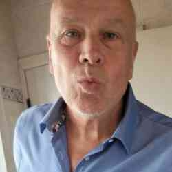 Single Arab man in Castellón de la Plana, Spanje, Spain