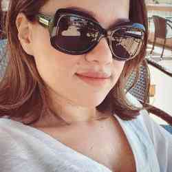 Single Arab woman in Vieille-Toulouse, France, France