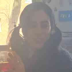 Single Arab woman in National Harbor, MD, United States