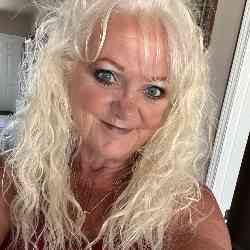 Single Arab woman in Moses Lake, WA, United States