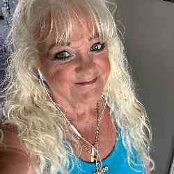 Single Arab woman in Moses Lake, WA, United States