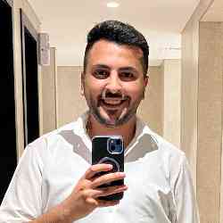 Single Arab man in Dubai, United Arab Emirates, United Arab Emirates