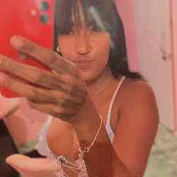 Single Arab woman in Santo Domingo, Santo Domingo, Dominican Republic