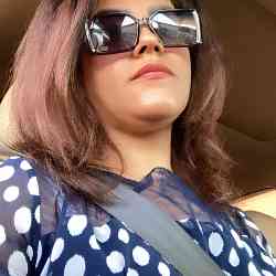 Single Arab woman in مسقط, Oman, Oman