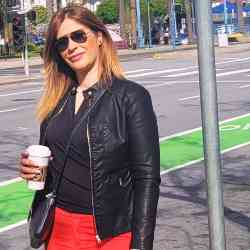 Single Arab woman in Dearborn, MI, United States