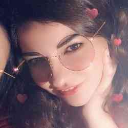 Single Arab woman in Damascus, سوريا, Syria