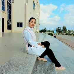 Single Arab woman in Gaza, Gaza, Palestinian Territory