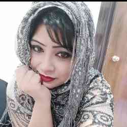 Single Arab woman in Mumbai, Maharashtra, India