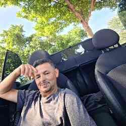 Single Arab man in Oak Lawn, IL, United States