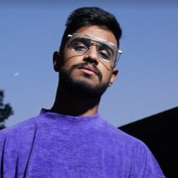 Single Arab man in Madrid de las Caderechas, Шпанија, Spain