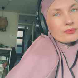 Single Arab woman in Zwolle, Nederland, Netherlands