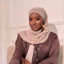 Single Arab woman in Bamenda IIIe, Cameroon, Cameroon