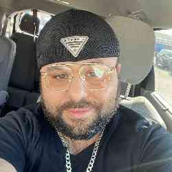 Single Arab man in Arlington, TX, United States