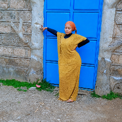 Single Arab woman in Maai Mahiu, Nakuru County, Kenya
