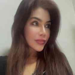 Single Arab woman in Los Angeles, CA, United States